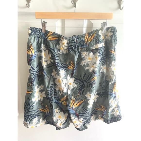 XL Swim Trunks Men’s Tropical Floral Board Shorts‎ Green Mesh Lined Summer Beach - Picture 3 of 4